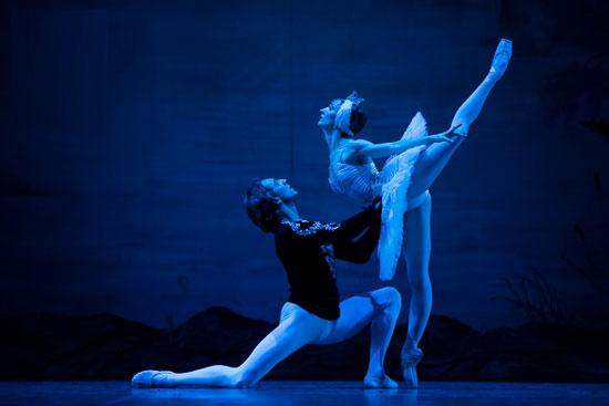 CCTV9英语新闻：俄罗斯芭蕾国家剧院携《天鹅湖》访华