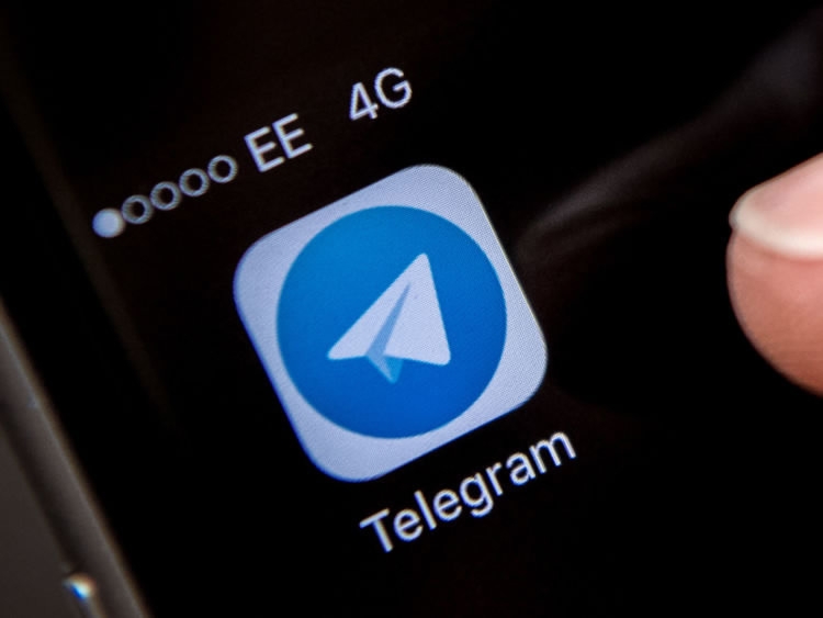 Russia threatens to block Telegram messaging app