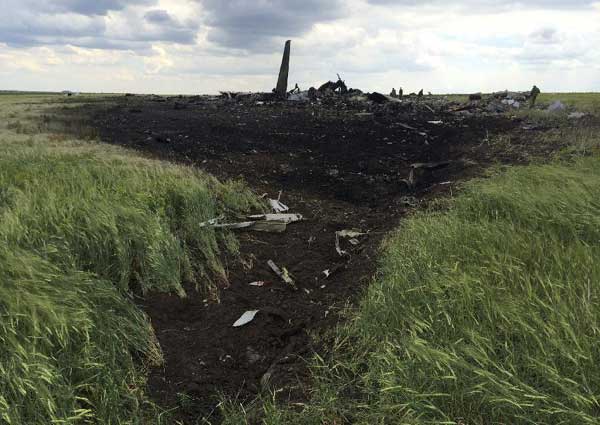 乌克兰总统宣布为飞机被击落事件遇难者默哀一天