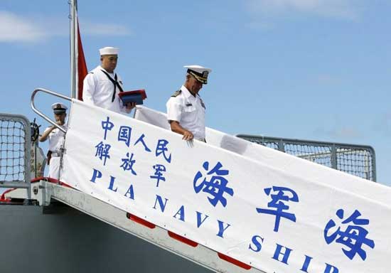 美国海军司令参观中国舰队