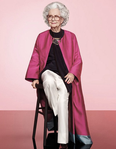 Vogue杂志百年 首次找了个百岁老太当模特
