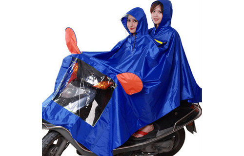 Taobao’s best wet weather gear 淘宝上的奇葩雨具 总有一款适