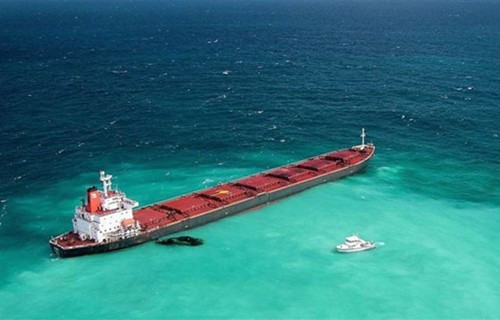 中国运煤船撞澳洲大堡礁 赔2900万美元和解
